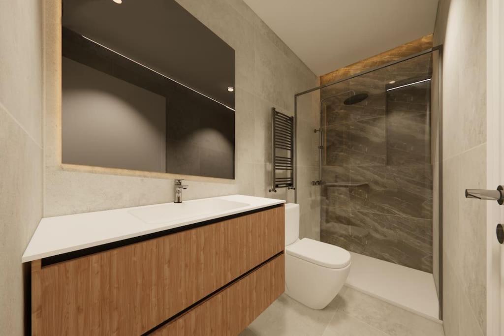 Apartment Plaza Espana X Calle Isabel La Catolica 1br 1bh
